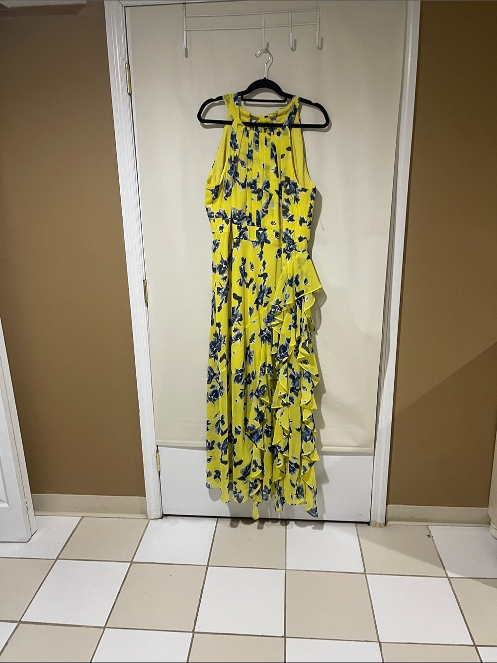 NWOT Eliza J Yellow Maxi Dress with Blue Floral Print and Ruffle Detail Size 16W